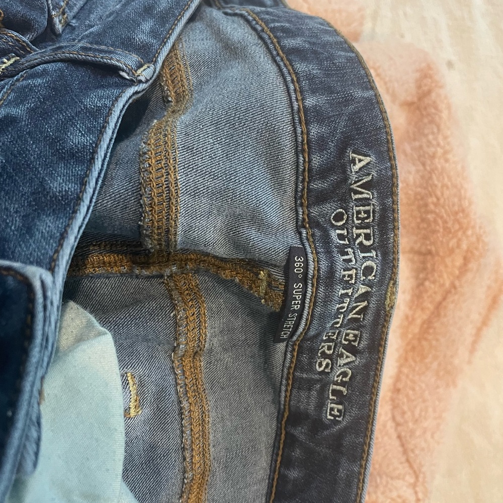Womens American eagle jeans